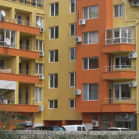 апартамент сами * Поморие